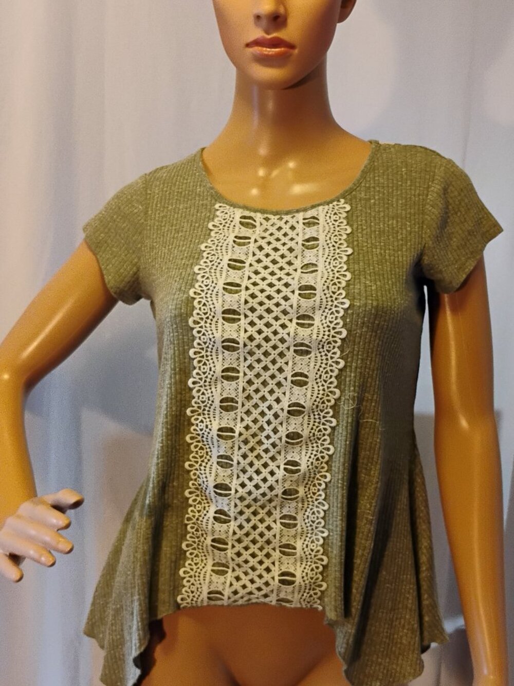Knit Works | Green Cap Sleeve Top with White Lace Inlay | XL | Like New